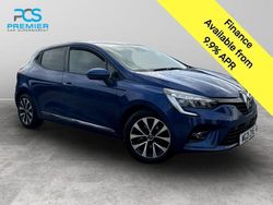 Blue Used 2021 Renault Clio V Iconic Hatchback | £9,995 (Good price)