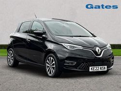Black Used 2022 Renault Rapid GT-Line Hatchback | £11,299 (Fair price)