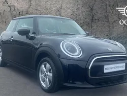 Black Used 2022 Mini Cooper Classic Hatchback | £16,990 (Fair price)