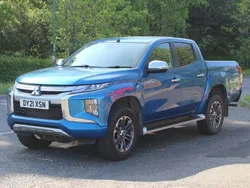 Blue Used 2021 Mitsubishi L200 Pickup | £16,500 (Good price)