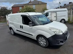 White Used 2016 Vauxhall Combo MPV | £2,999 (Super price)