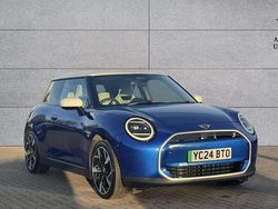 Blue Used 2024 Mini Cooper SE Hatch Hatchback | £28,111