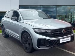 Oyster silver Used 2025 VW Touareg Black Edition SUV | £50,626 (Fair price)