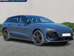 Blue Used 2025 Audi e-tron Performance SUV | £62,782