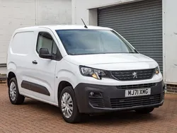 White Used 2021 Peugeot Partner Premium MPV | £8,650 (Super price)