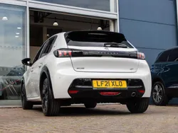 White Used 2021 Peugeot 208 Premium Hatchback | £15,403 (Fair price)