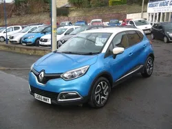 Blue cream Used 2015 Renault Captur Dynamique SUV | £5,195 (Fair price)