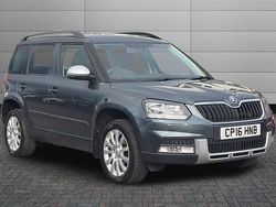 Quartz grey Used 2016 Skoda Yeti Outdoor SE SUV | £14,495 (Fair price)