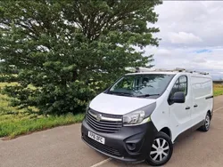 White Used 2016 Vauxhall Vivaro Van | £5,995 (Good price)