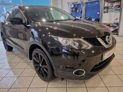 Black Used 2017 Nissan Qashqai Tekna SUV | £7,873 (Fair price)
