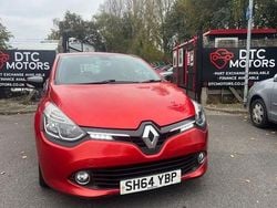 Red Used 2014 Renault Clio IV Dynamique Hatchback | £5,495 (Fair price)