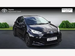 Black Used 2023 Toyota Yaris Hybrid Design Hatchback | £15,899 (Fair price)