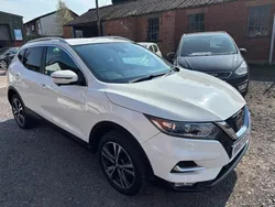 White Used 2017 Nissan Qashqai N-Connecta SUV | £9,999 (A bit pricey)