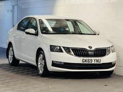 White Used 2019 Skoda Octavia SE Technology Hatchback | £5,489 (Super price)