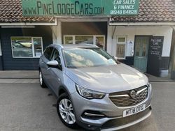Grey Used 2018 Vauxhall Grandland X Sport SUV | £10,149 (Fair price)