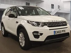 White Used 2015 Land Rover Discovery Sport SE SUV | £12,450 (Fair price)
