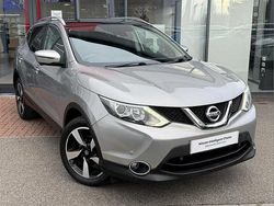 Silver Used 2017 Nissan Qashqai N-Connecta SUV | £9,689 (Fair price)