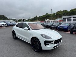 White Used 2019 Porsche Macan SUV | £32,500 (A bit pricey)