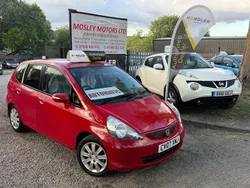 Red Used 2007 Honda Jazz SE Hatchback | £2,990 (Fair price)