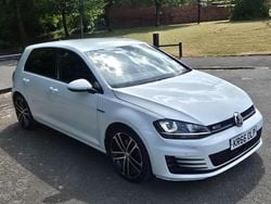 White Used 2016 VW Golf VII GTD Hatchback | £11,490 (Super price)