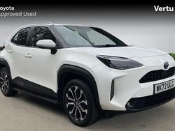 Used 2022 Toyota Yaris Hybrid Design Estate | £19,313 (Good price)