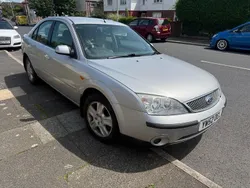 Silver Used 2003 Ford Mondeo Ghia Hatchback | £800 (Fair price)