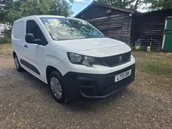 White Used 2019 Peugeot Partner S MPV | £3,995