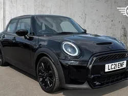 Black Used 2021 Mini Cooper S Exclusive Hatchback | £21,990 (Fair price)