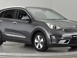 Grey Used 2017 Kia Niro 3 SUV | £10,925 (Fair price)