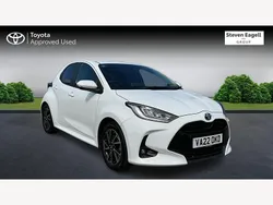 White Used 2022 Toyota Yaris Hybrid Design Hatchback | £15,726 (Fair price)