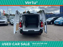 White New 2025 Vauxhall Vivaro Van | £25,000 (Fair price)