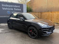 Used 2015 Porsche Macan Turbo SUV | £25,000 (Super price)