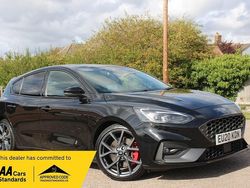 Black Used 2020 Ford Focus ST Hatchback | £17,990 (Fair price)