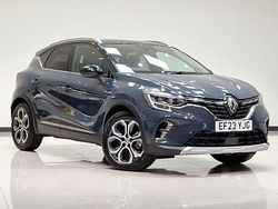 Blue Used 2023 Renault Captur Techno SUV | £18,998 (Fair price)