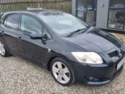 Black Used 2008 Toyota Auris SR Hatchback | £2,895 (A bit pricey)