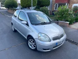 Silver Used 2004 Toyota Yaris Hatchback | £1,250 (Fair price)