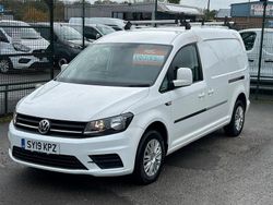 White Used 2019 VW Caddy Maxi Trendline MPV | £10,795 (Fair price)