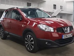 Red Used 2013 Nissan Qashqai 360º SUV | £6,990 (A bit pricey)