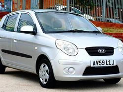 Silver Used 2009 Kia Picanto 2 Hatchback | £1,500 (Good price)