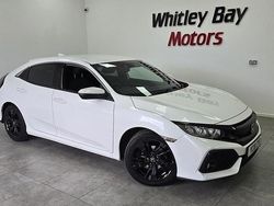 White Used 2018 Honda Civic SR Hatchback | £11,490 (Fair price)