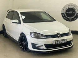 White Used 2016 VW Golf VII GTD Hatchback | £11,495 (Good price)