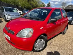 Red Used 2001 Toyota Yaris Hatchback | £2,299 (Fair price)