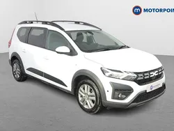 White Used 2023 Dacia Jogger Expression MPV | £14,499 (Fair price)