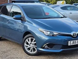 Used 2016 Toyota Auris Business Edition Hatchback | £9,149 (Fair price)
