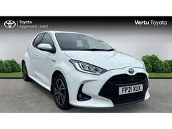 White Used 2021 Toyota Yaris Hybrid Design Hatchback | £14,890 (Good price)