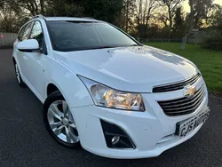 White Used 2013 Chevrolet Cruze LTZ Estate | £2,993 (Fair price)