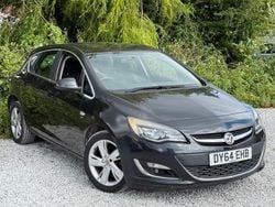 Black Used 2014 Vauxhall Astra SRi Hatchback | £3,345 (Fair price)