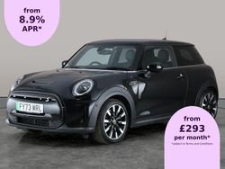 Black Used 2023 Mini Cooper SE Hatch Hatchback | £19,544 (A bit pricey)