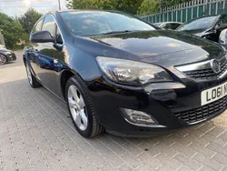 Black Used 2011 Vauxhall Astra SRi Hatchback | £1,711 (Fair price)