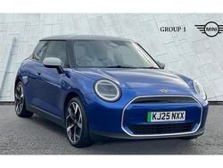 Blazing blue New 2025 Mini Cooper Exclusive Hatchback | £28,650 (Good price)